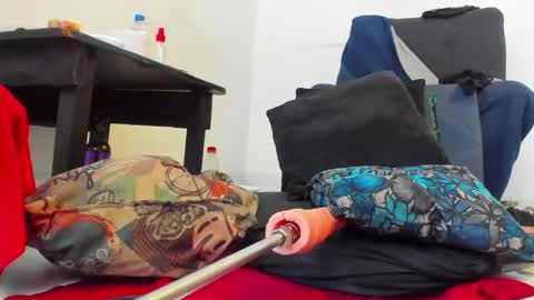 carla_prestige online show from December 2025 02:56:02 PM