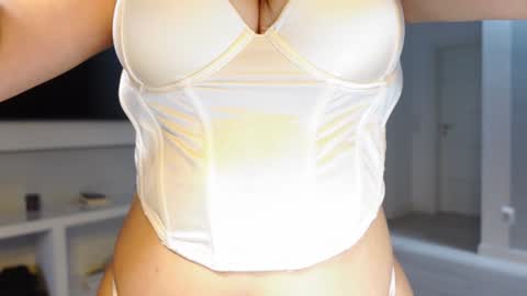 carla_secretary online show from December 2024 04:40:02 PM