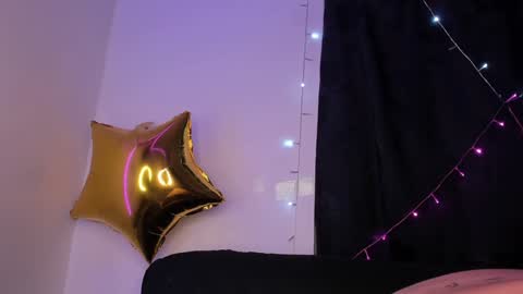 Snapshot of carla_smith__ chatting on January 2025 04:15:01 AM Carla online show from January 2025 04:15:01 AM