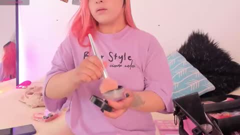 Carla Wet18 online show from October 2025 01:14:01 PM