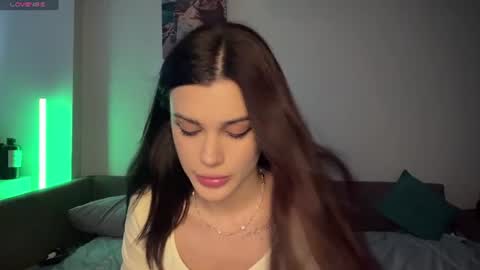 Snapshot of carlaiacovone chatting on July 2026 03:16:01 PM Alina online show from July 2026 03:16:01 PM