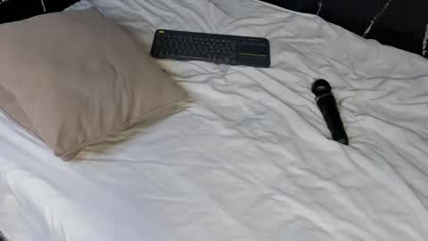 carlamarrinson online show from March 2025 09:10:02 AM