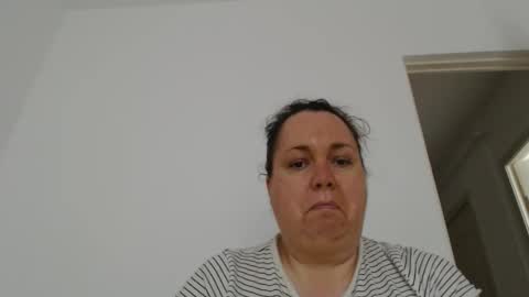 Snapshot of carlaruth chatting on April 2026 04:02:02 AM Carlaruth online show from April 2026 04:02:02 AM