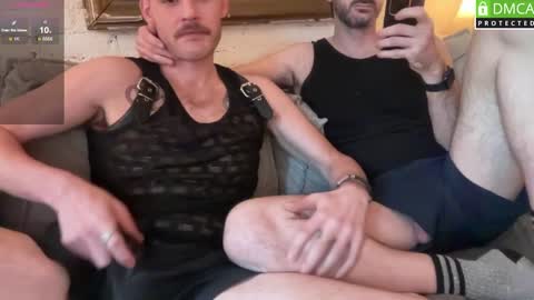 carlhung 69 hairy friends gay bi online show from December 2024 08:47:02 PM