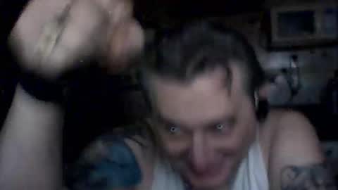 carlos712009 online show from March 2026 05:22:01 AM