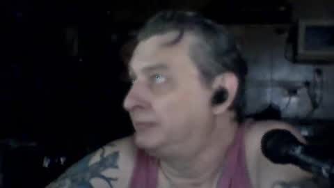 carlos712009 online show from April 2026 06:02:02 AM