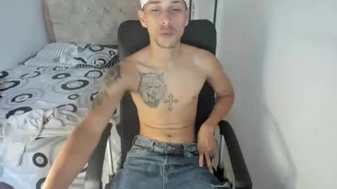 Snapshot of carlossmi01 chatting on October 2025 01:39:02 PM carlossmi01 online show from October 2025 01:39:02 PM