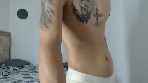 Snapshot of carlossmi01 chatting on October 2025 07:33:01 PM carlossmi01 online show from October 2025 07:33:01 PM