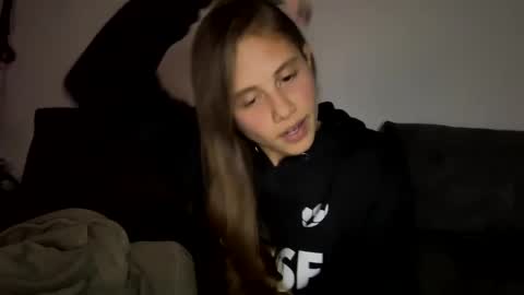 Snapshot of carlotta4you chatting on January 2025 10:51:02 PM Carlotta4you online show from January 2025 10:51:02 PM