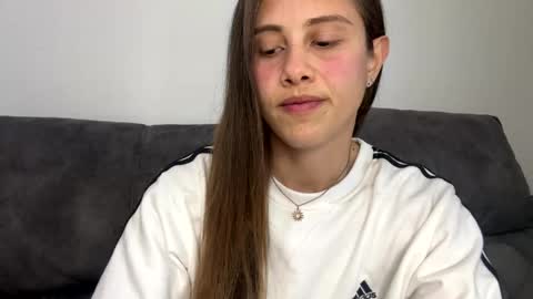 Snapshot of carlotta4you chatting on March 2025 05:50:01 PM Carlotta4you online show from March 2025 05:50:01 PM