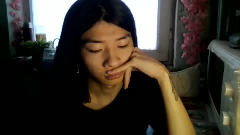 CarlyJoy online show from December 2025 11:30:02 AM