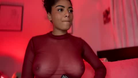 Littlecarly  online show from March 2025 02:50:01 AM