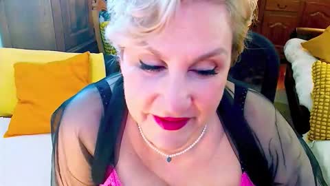 Snapshot of carmenrossi chatting on February 2026 09:09:02 AM Carmen online show from February 2026 09:09:02 AM