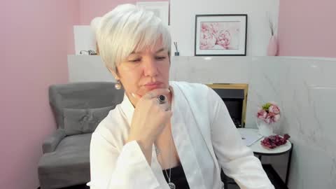 Carmen online show from December 2024 03:30:01 AM