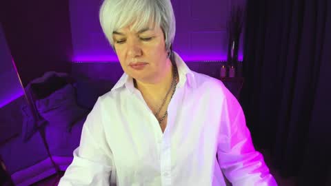 Carmen online show from January 2025 03:17:02 AM