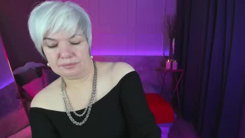 Carmen online show from March 2025 08:45:02 PM