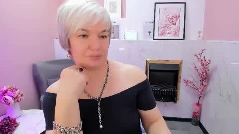 Carmen online show from March 2026 02:04:02 AM