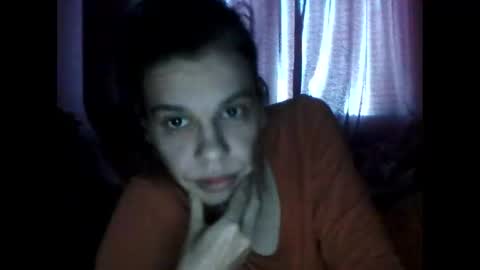 Snapshot of caroisback chatting on September 2025 07:44:02 AM caroisback online show from September 2025 07:44:02 AM