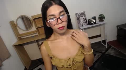 Carolina online show from December 2024 11:10:02 AM