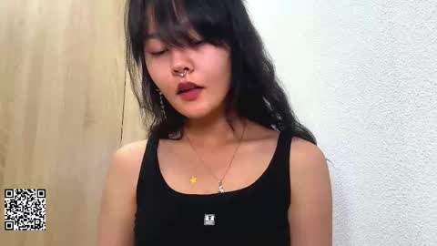 Kim online show from November 2025 01:10:01 PM