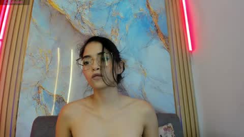 CAROLINA  online show from April 2026 11:46:02 PM