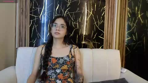 carolina23_pm online show from April 2026 12:36:02 AM
