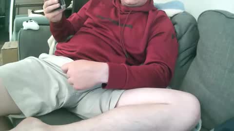 Snapshot of carolinaboy01 chatting on April 2026 04:19:01 PM carolinaboy01 online show from April 2026 04:19:01 PM
