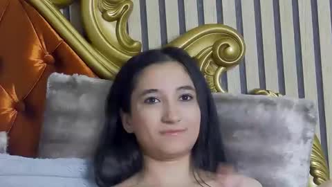 Snapshot of carolinahart chatting on May 2026 05:49:01 AM carolinahart online show from May 2026 05:49:01 AM