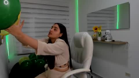 caroline_rodriguez_9 online show from March 2026 07:06:02 PM