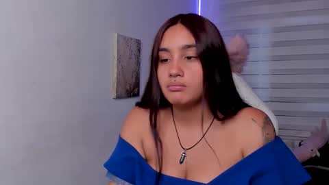 caroline_rodriguez_9 online show from June 2026 07:20:01 PM