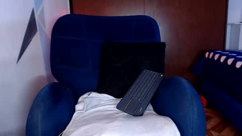 Carolin Blich online show from July 2026 10:20:02 PM