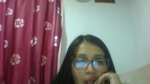 carolineconejita87 online show from December 2025 10:16:01 PM