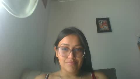 carolineconejita87 online show from December 2025 07:11:01 PM