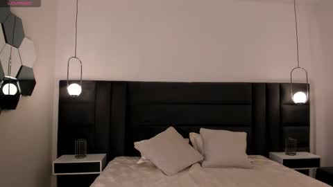 Caro online show from December 2025 10:21:02 AM