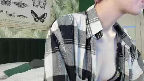 CarolineRichter online show from November 2025 02:10:01 AM