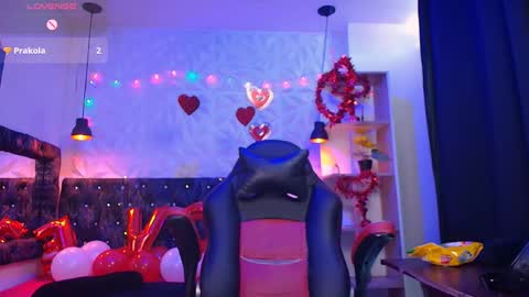 Snapshot of carolinescoth_dl chatting on February 2025 06:12:01 PM Caroline Scoth online show from February 2025 06:12:01 PM