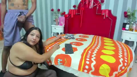 caroyandy online show from April 2026 12:50:01 PM