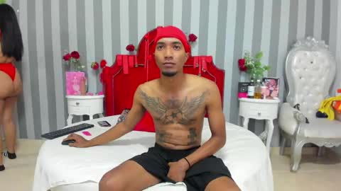 caroyandy online show from April 2026 12:40:02 PM