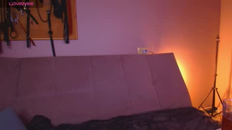 Carrie online show from December 2025 08:59:01 PM