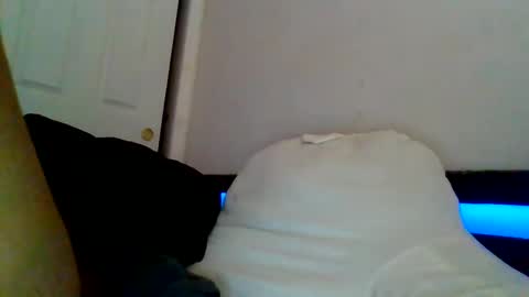 Snapshot of carvelj chatting on December 2024 02:24:02 PM carvelj online show from December 2024 02:24:02 PM