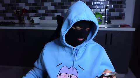 cash_master777 online show from June 2026 09:43:01 AM