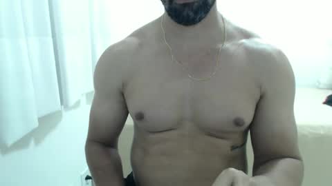 cashmastermuscle77 online show from December 2025 10:26:01 PM