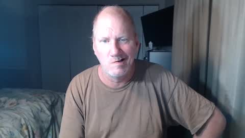 CasinoCam online show from October 2025 04:52:01 AM