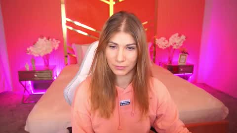 Snapshot of cassandragood chatting on September 2025 06:37:02 AM Lena online show from September 2025 06:37:02 AM