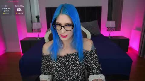 Cassandra online show from April 2026 09:17:01 PM