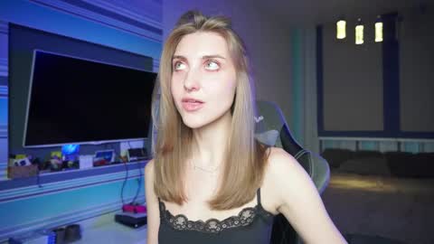 Seductress Cassia  FINDOM AND SADISM  NO NUDE online show from September 2025 06:43:02 PM