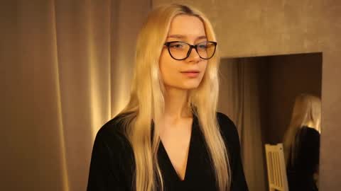 Cassie online show from March 2025 10:05:02 PM