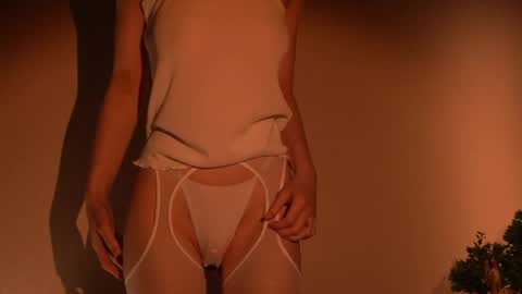 Cassie online show from April 2026 07:07:02 PM