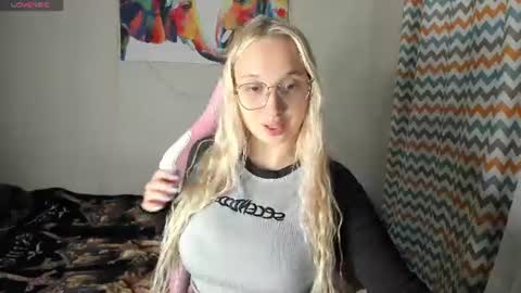 Cassie Rosss online show from July 2026 08:04:02 PM