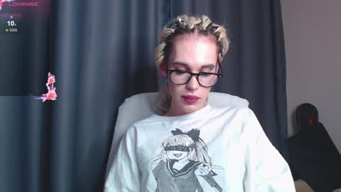 Cassie online show from January 2025 08:18:02 PM